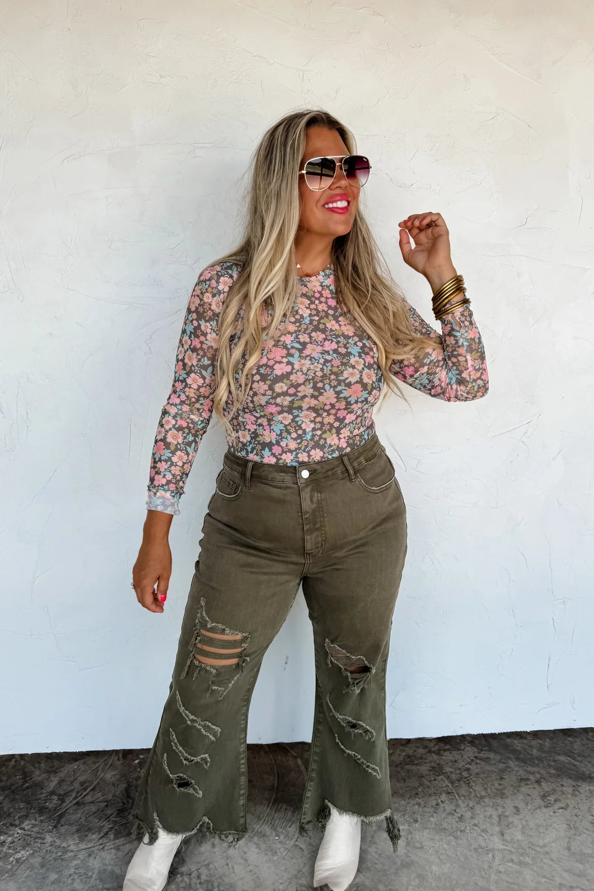 FADED BLUE FLOWER MESH TOP