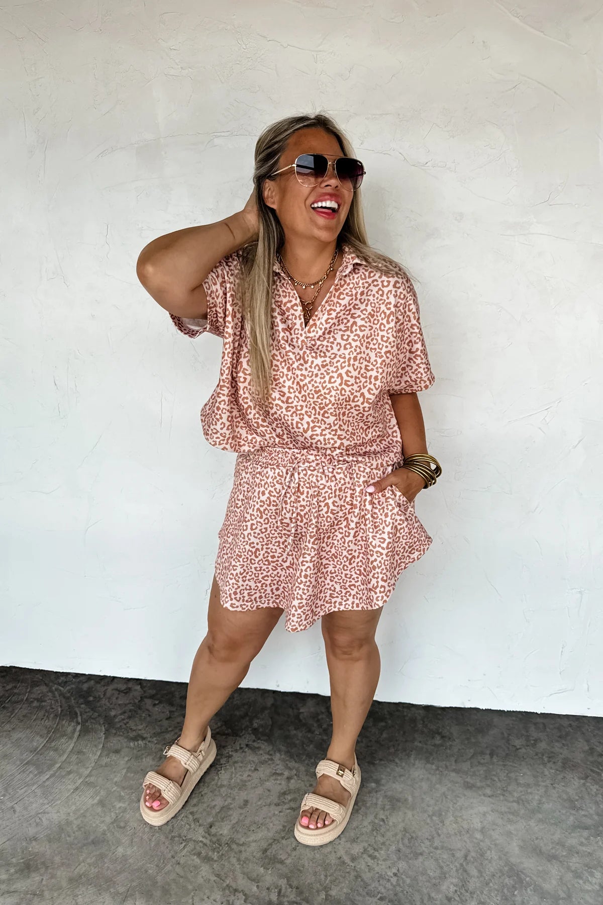 BEIGE HOT TO SPOT CHEETAH SKORT SET