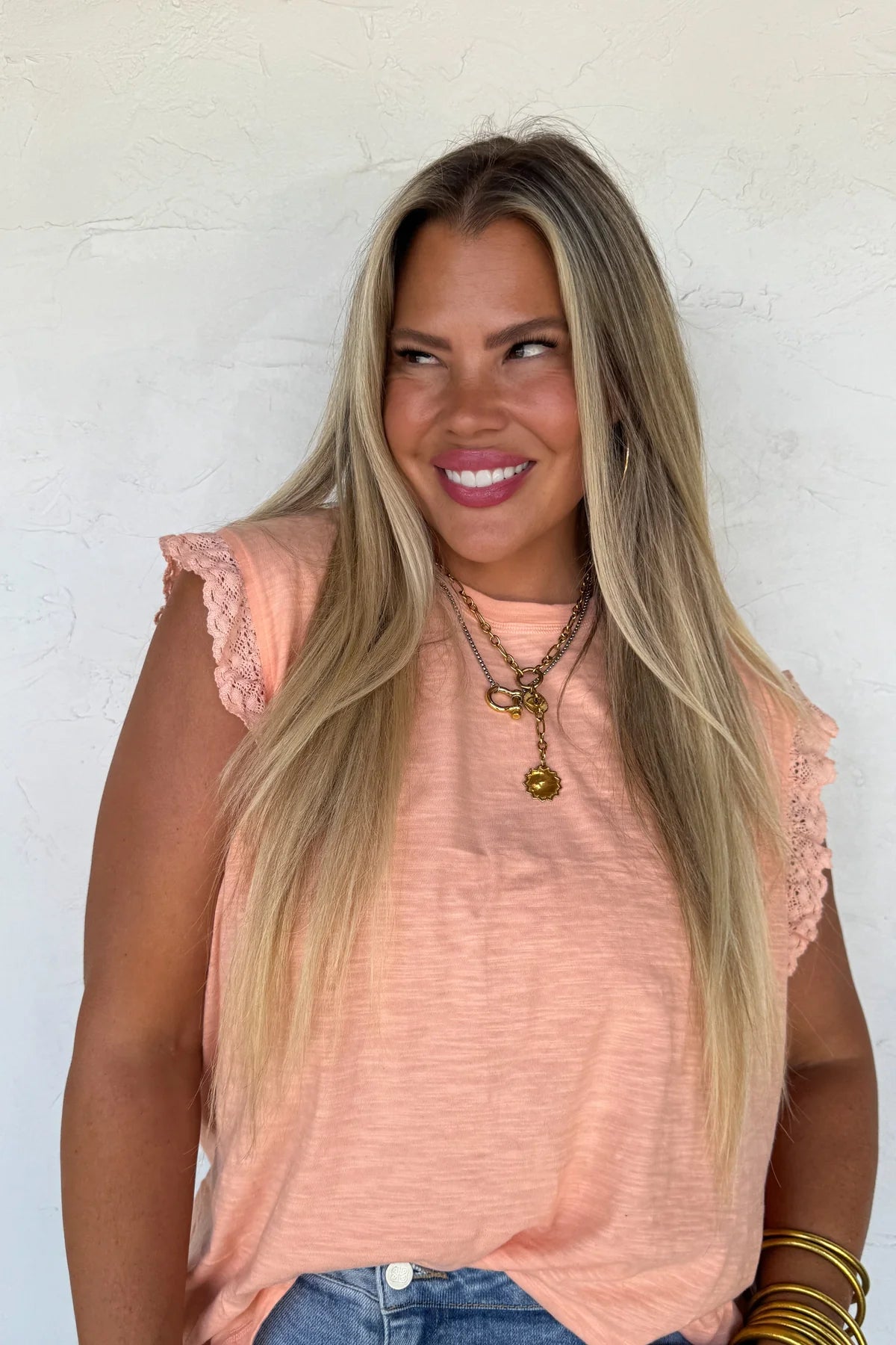 SWEET LACE DAYS TEE CORAL