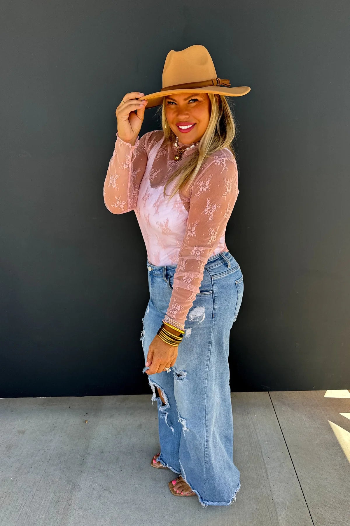 PINK ROXY LACE TOP