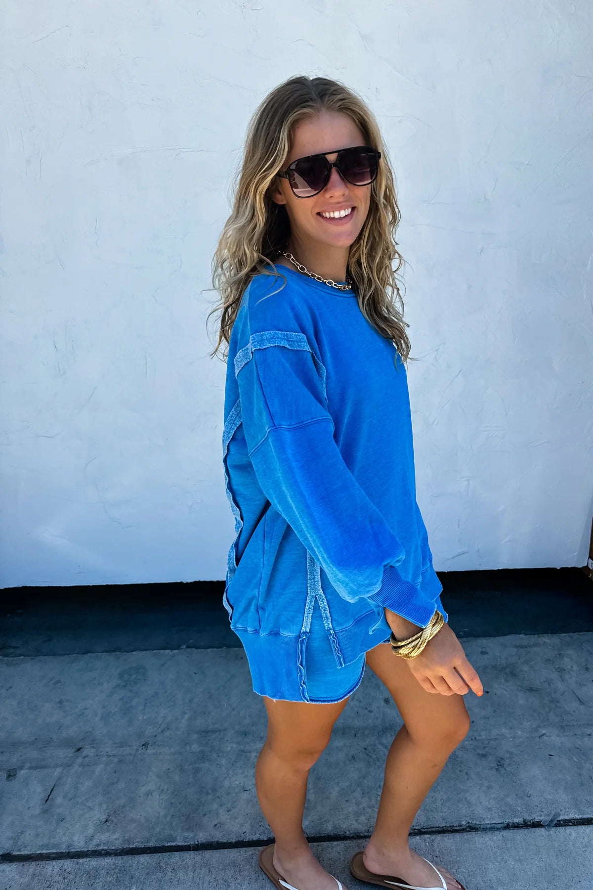 BLUE BRIGHT COLORS CLASSIC CREW PULLOVER